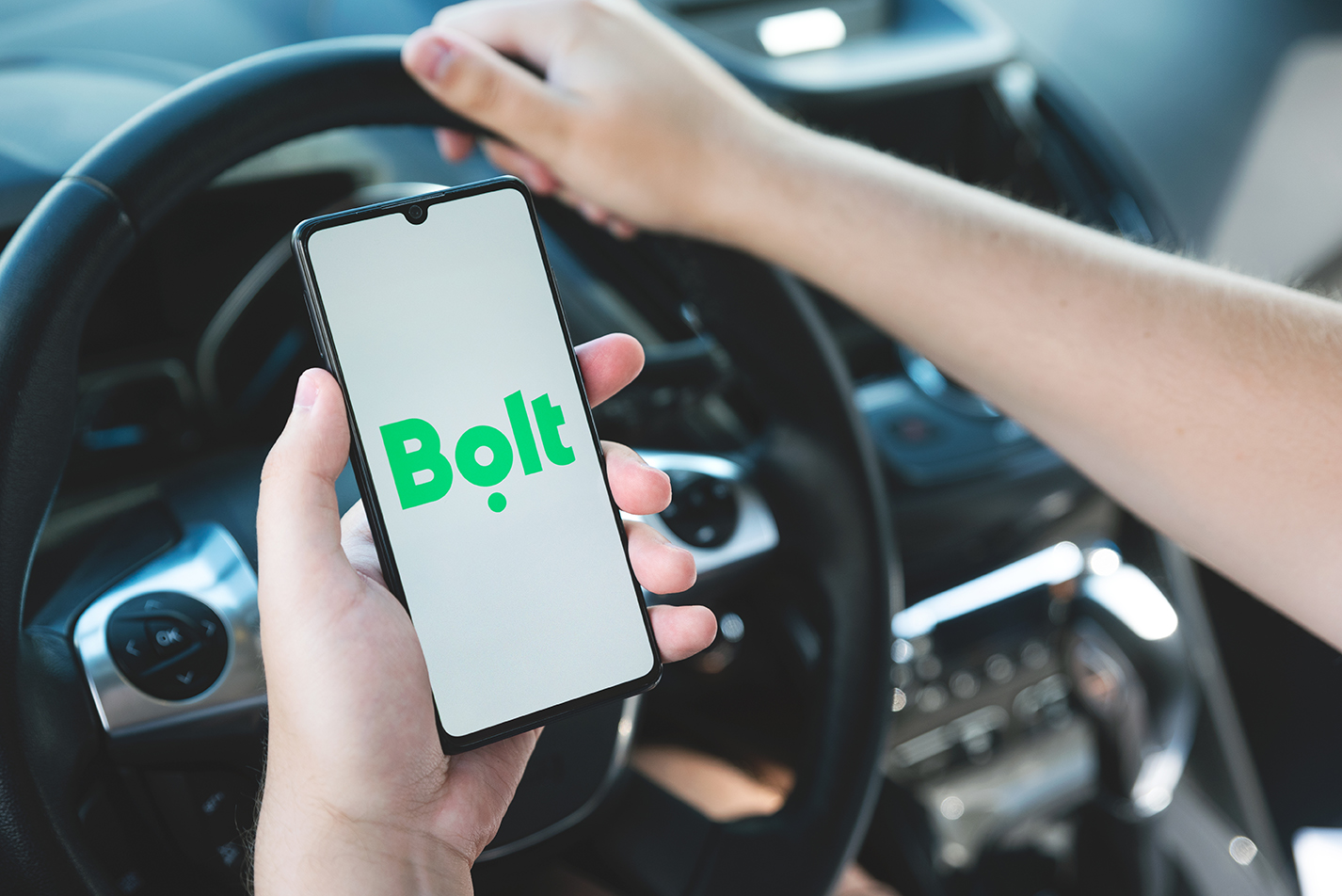 Bolt Launches London Black Cab Service Plan Insurance