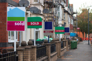 house prices falling